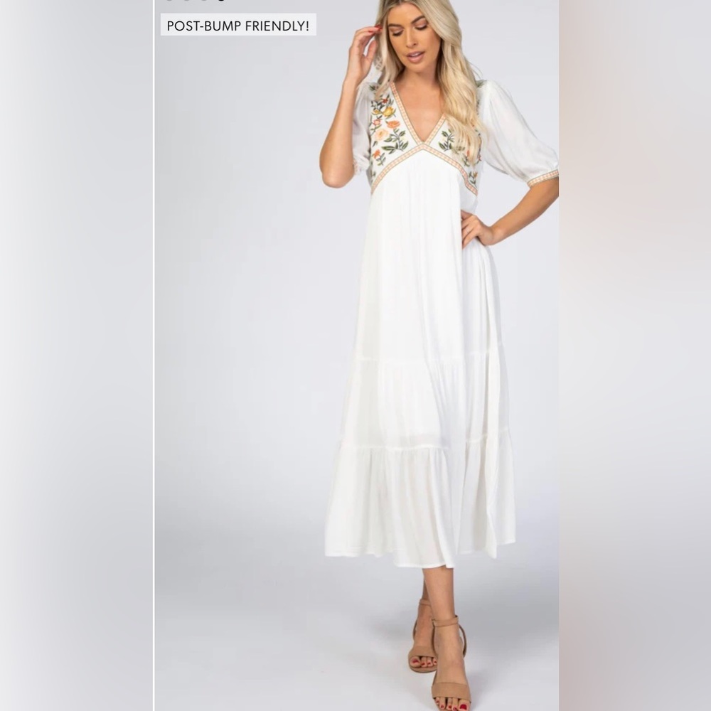 PinkBlush embroidered tiered midi dress nwot - Picture 4 of 10